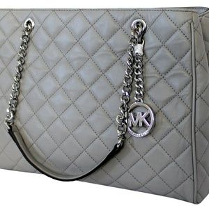 Michael Kors- quilted leather purse